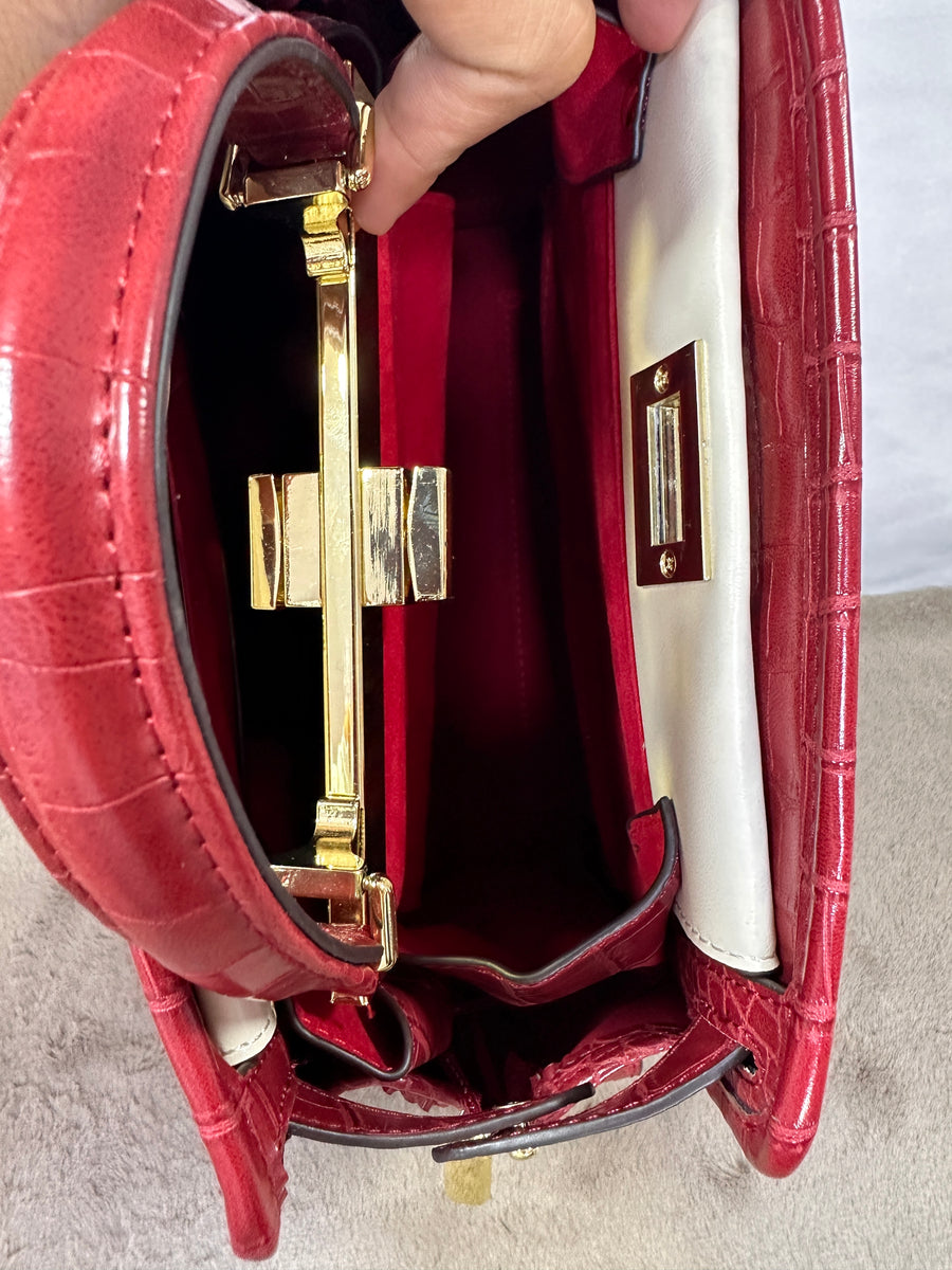 Fermoza Elizabeth Handbag - Organize in Style!