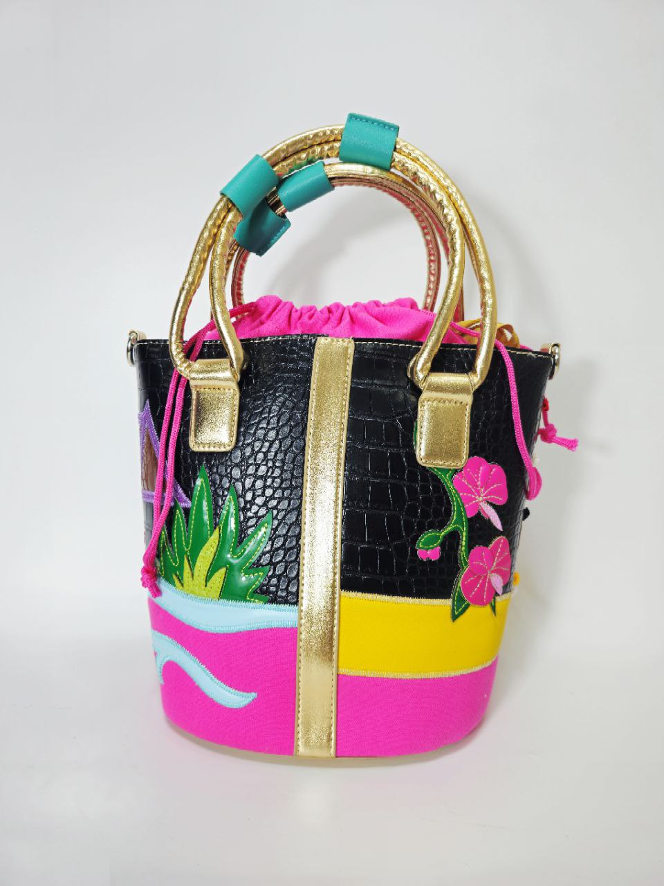 bucket bag