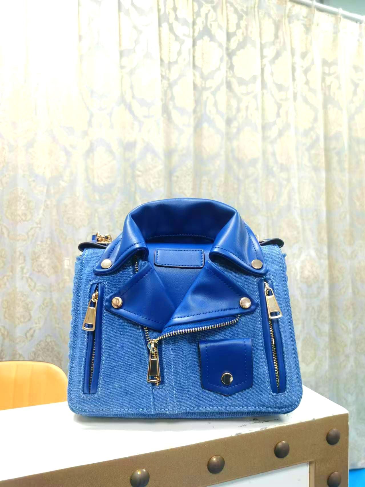 Jackie sling bag