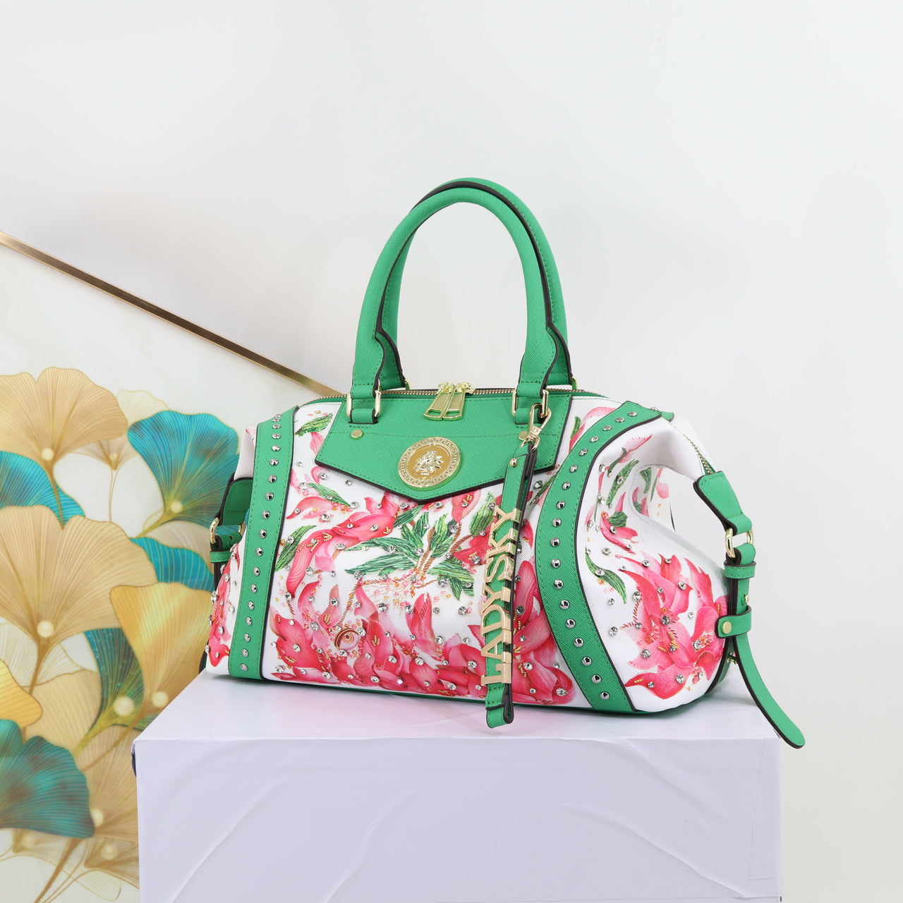 Thessa personalized bag