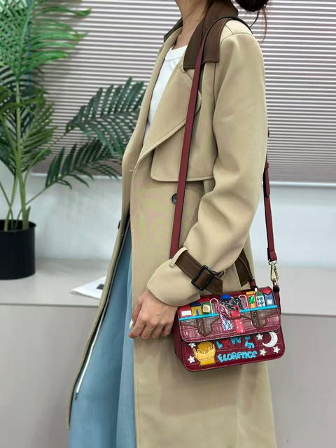 FLORENCE SLING BAG