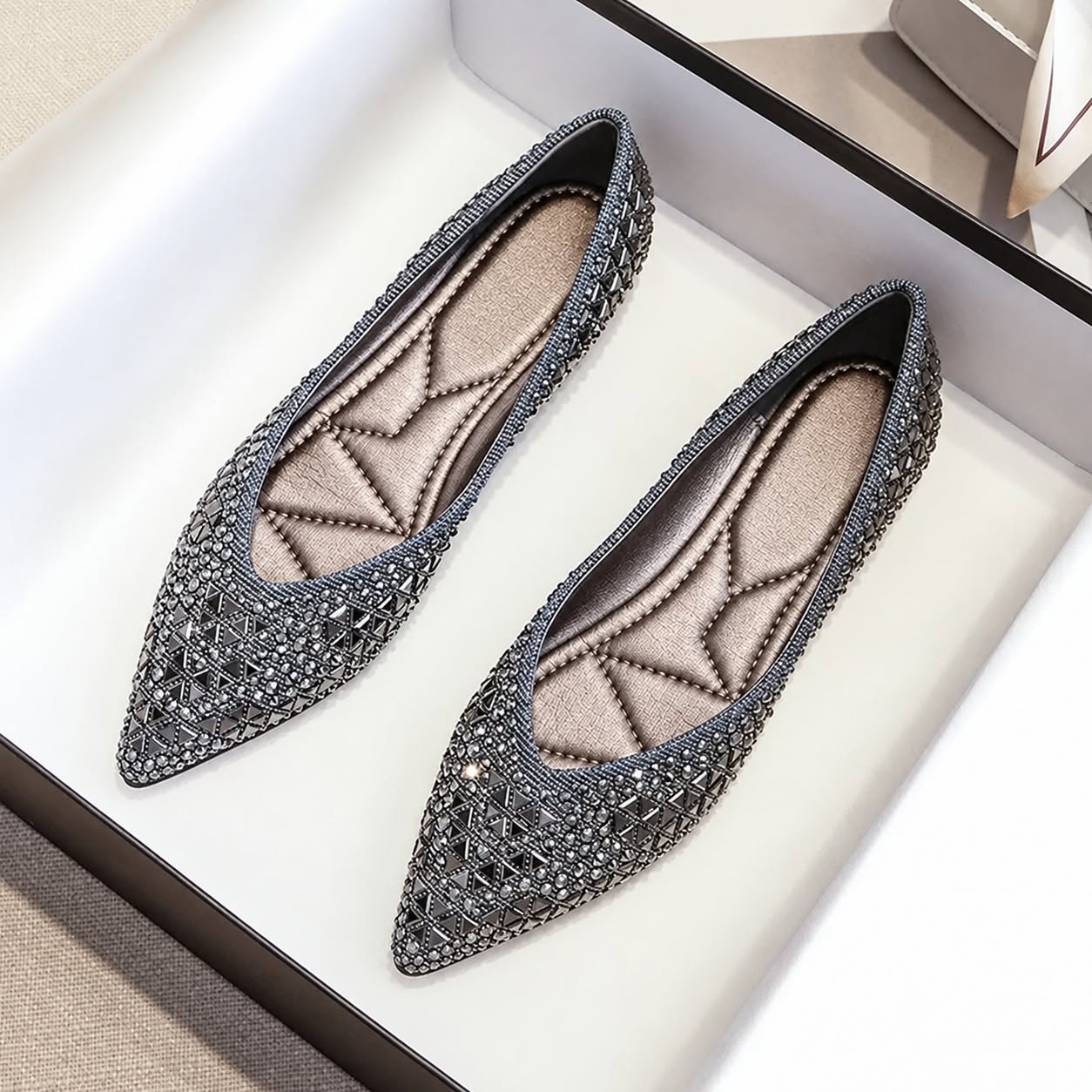 GISELLE FLATS