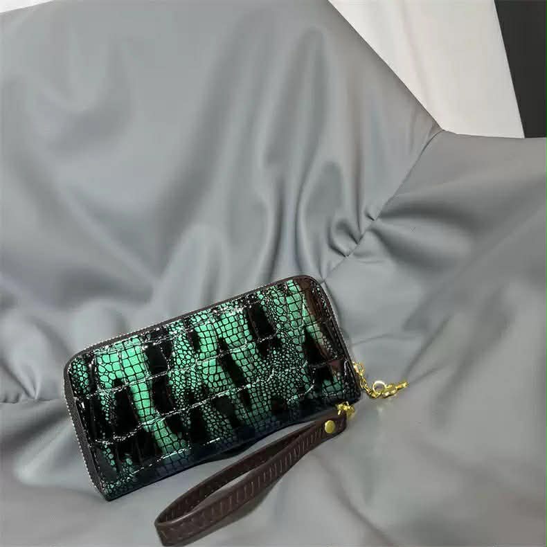 RAVEN LONG WALLET